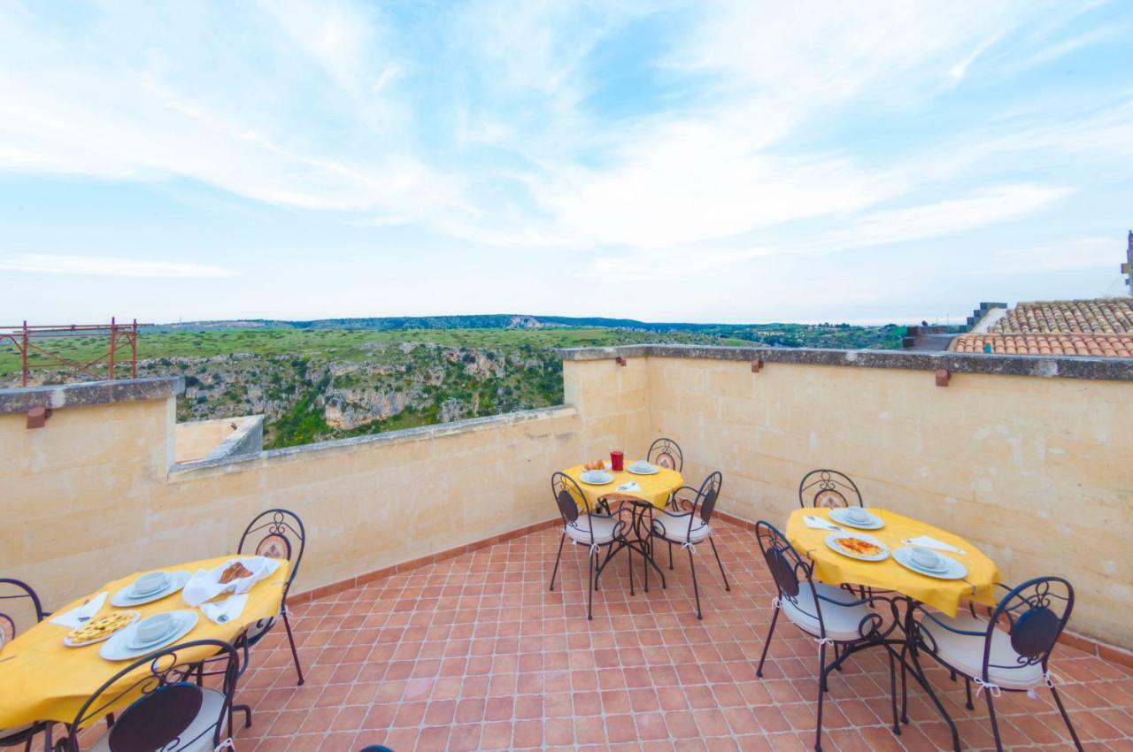 Hotel Terrazza Santa Barbara Matera Exterior foto